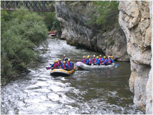 rafting dans les gorges de Pierre-Lys  Quillan (Aude)